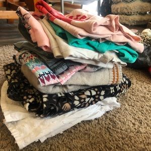 Like new and some shirts still with tags. Gymboree 9 item lot. 3t/4t